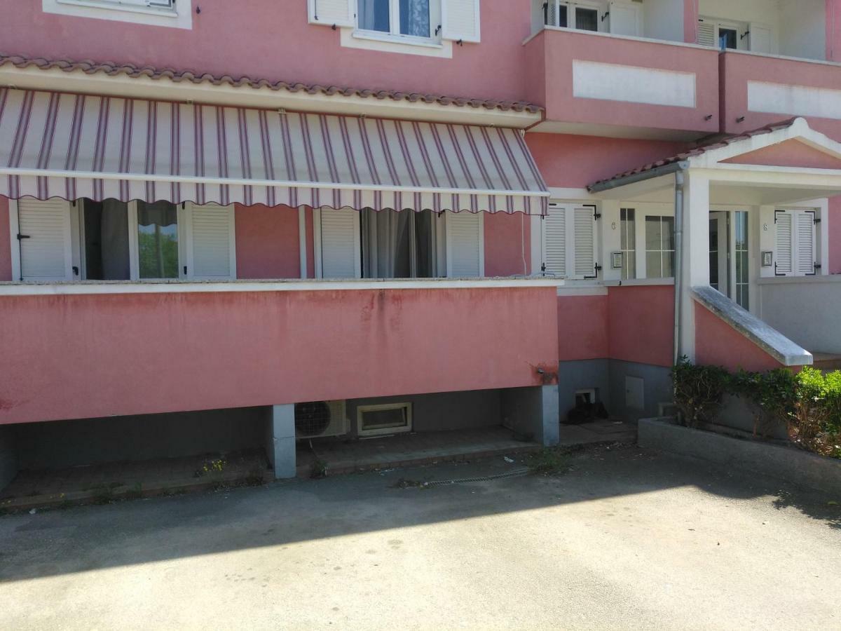 B6 Apartment Rovinj Luaran gambar